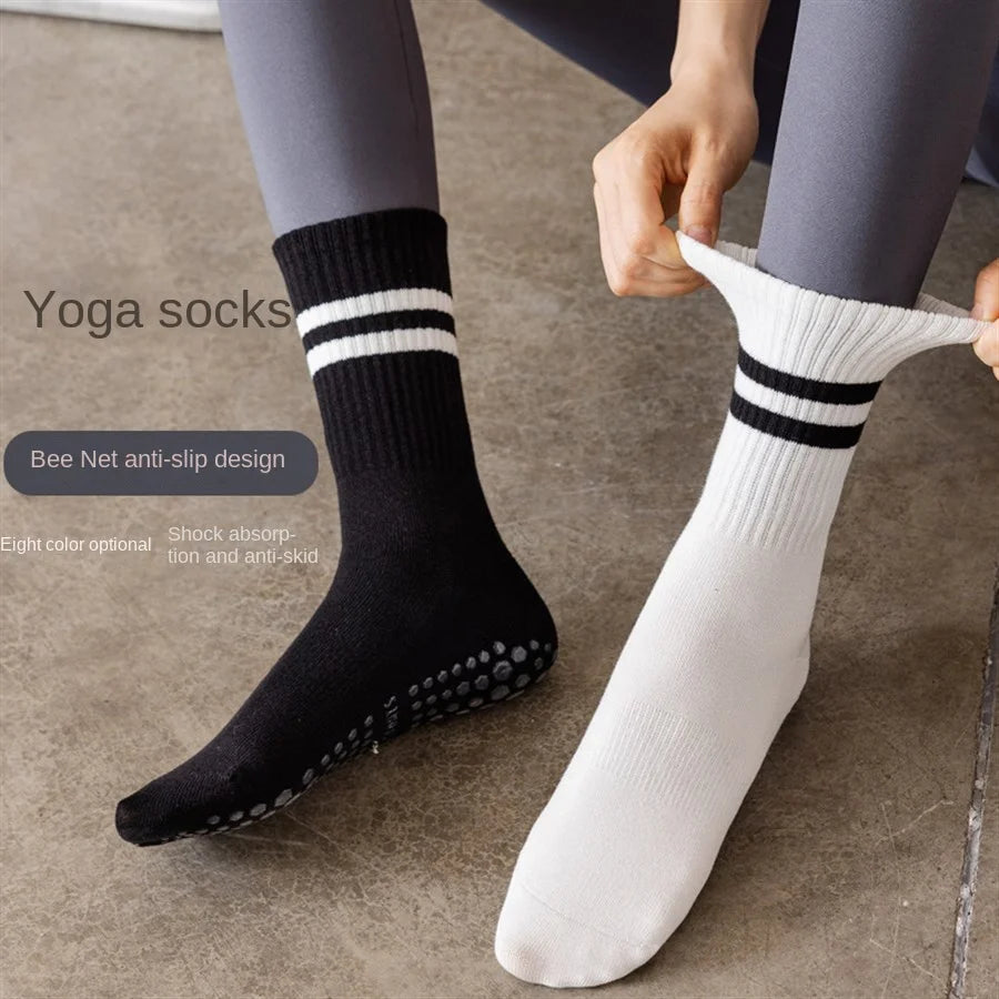 1 pair of women's yoga socks, skipping rope sports socks, Pilates indoor anti slip floor socks, double bar mid leg socks