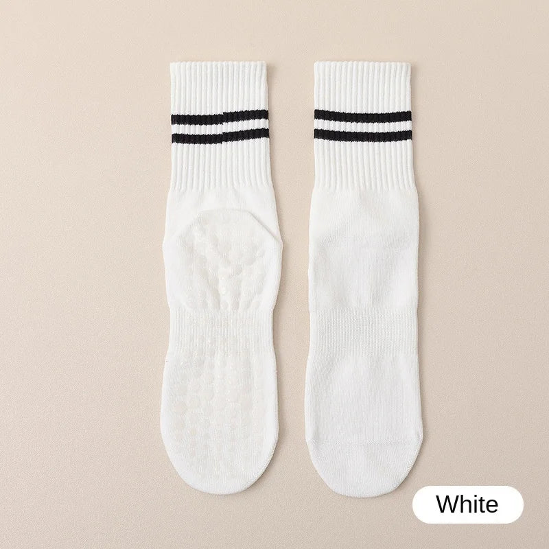 1 pair of women's yoga socks, skipping rope sports socks, Pilates indoor anti slip floor socks, double bar mid leg socks