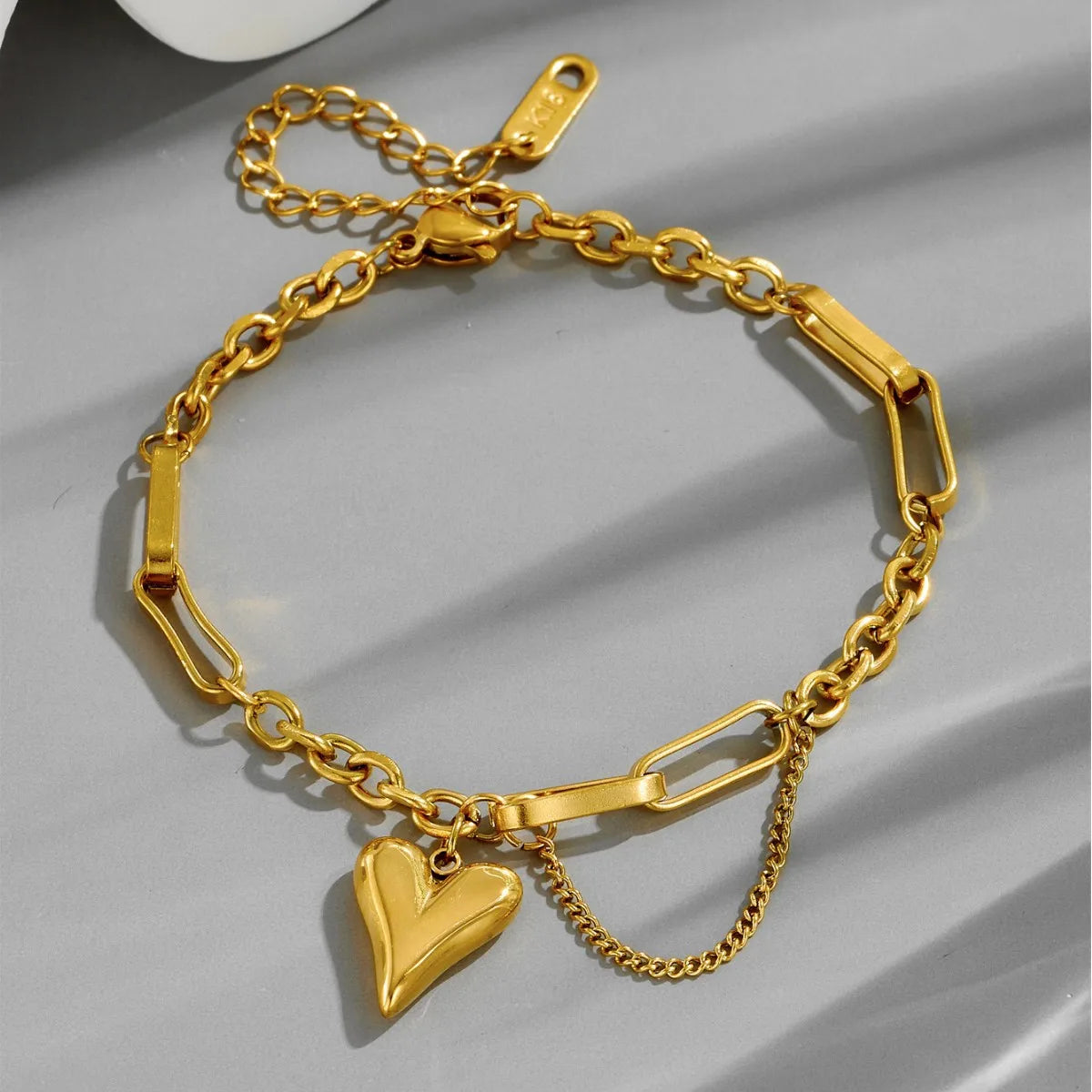 Elegant Love Heart Bracelet