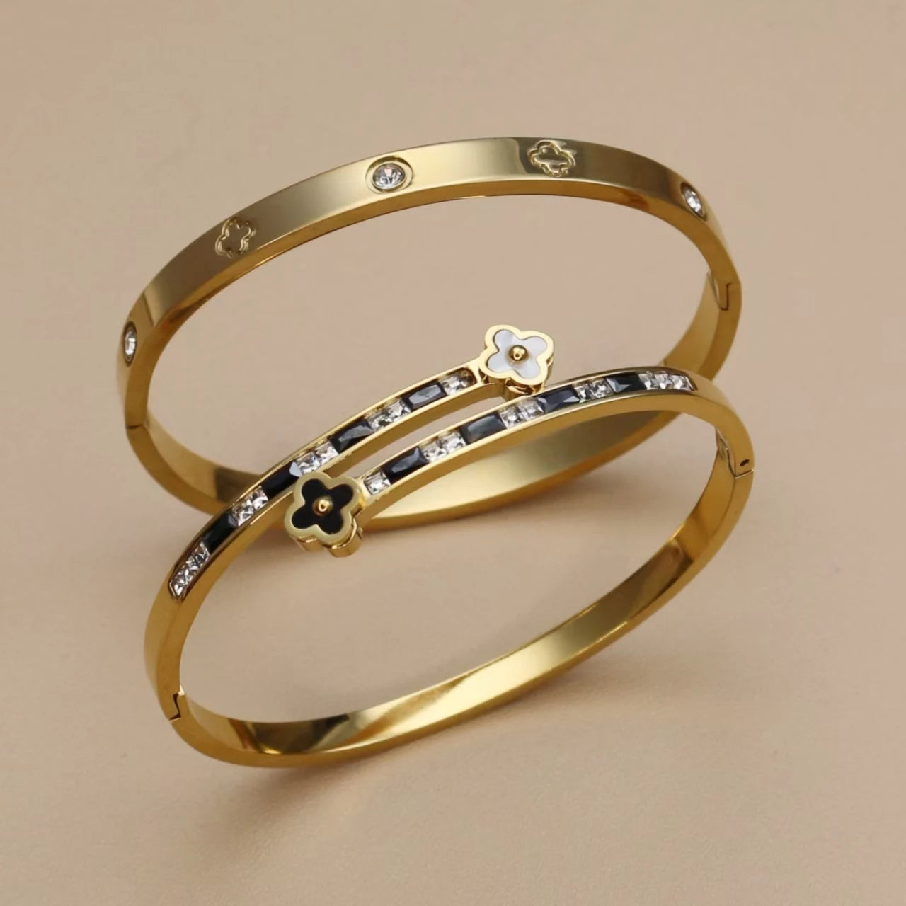 Stainless Steel Bangle Four-leaf Clover Crystal Design Stacking Bracelet Suitable For Women's Jewellery Party