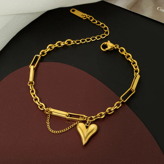 Elegant Love Heart Bracelet